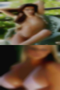 Housewife foot women tease.
